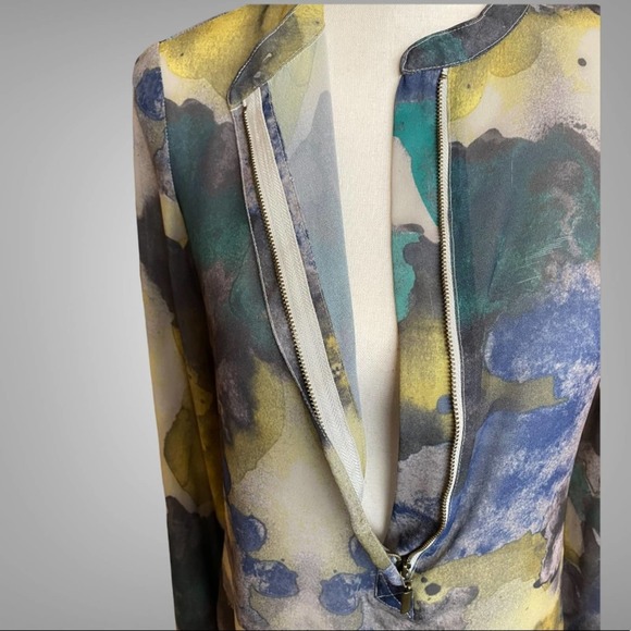 Women's Long Sleeve Multi Color Tunic Blouse with front Zipper Size XS - Picture 4 of 8